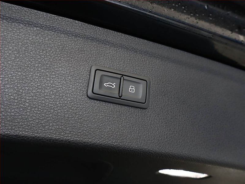 Audi Q5 (2023) 40 TDI - fotka 23 z 23
