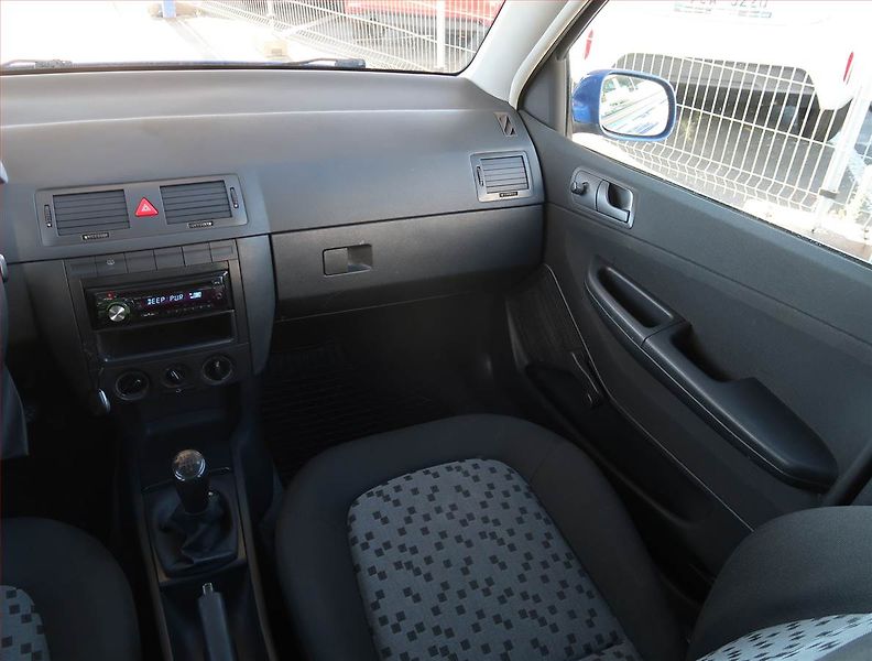 Škoda Fabia (2006) 1.2 12V, Serv.kniha, po STK - fotka 8 z 13