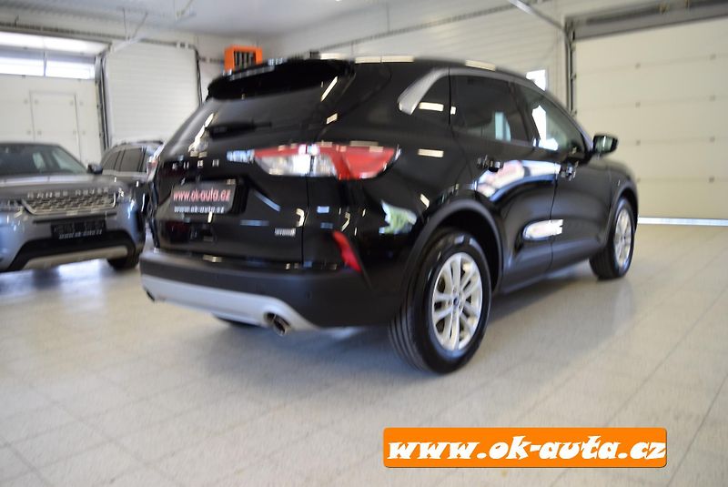 Ford Kuga 2.5 HYBRID TITANIUM 2023  - fotka 7 z 60