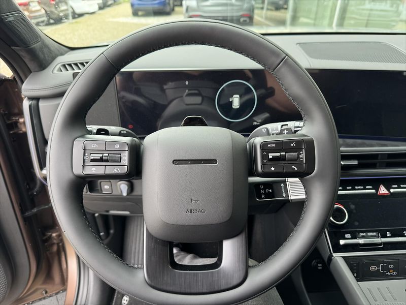 Hyundai Santa Fe 1,6 1,6 TGDI PHEV 4×4 CALLIGRA - fotka 11 z 19