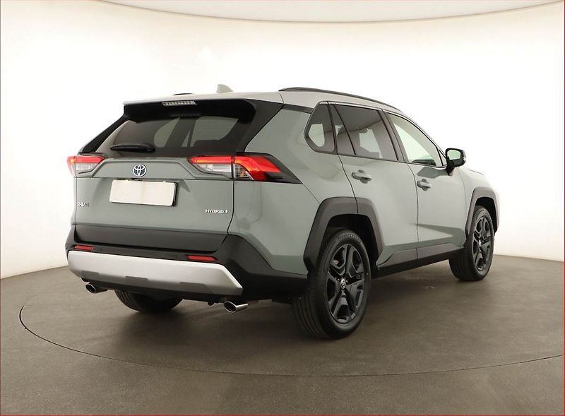 Toyota RAV4 (2025) 2.5 Hybrid, ADVENTURE - fotka 5 z 18