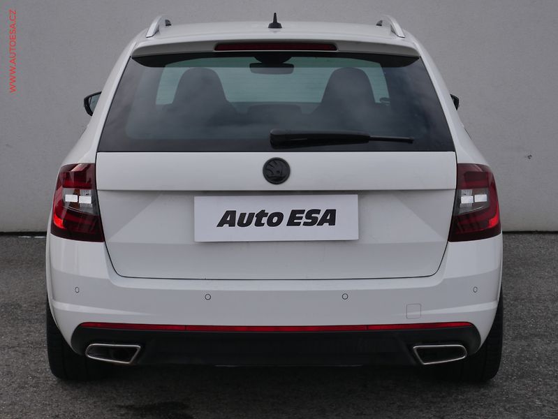 Škoda Octavia (2019) 2.0 TDi, RS, DSG, LED - fotka 5 z 26
