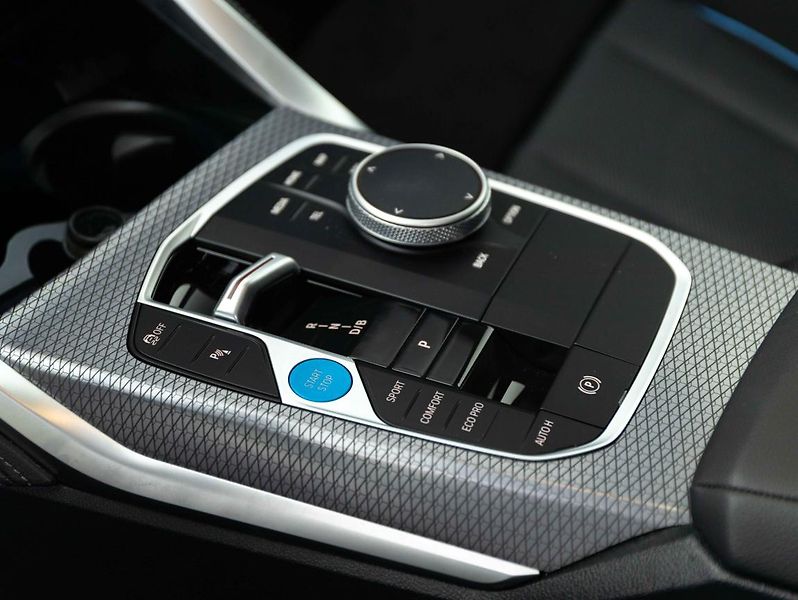 BMW i4 xDrive40 Gran Coupe - fotka 14 z 22