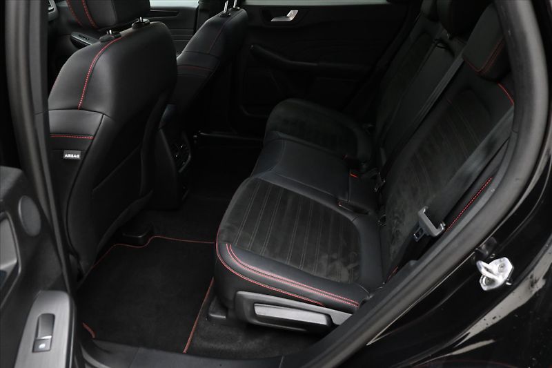 Ford Kuga 2,5 PLUG-IN 112 kW ST-LINE Zár - fotka 14 z 32