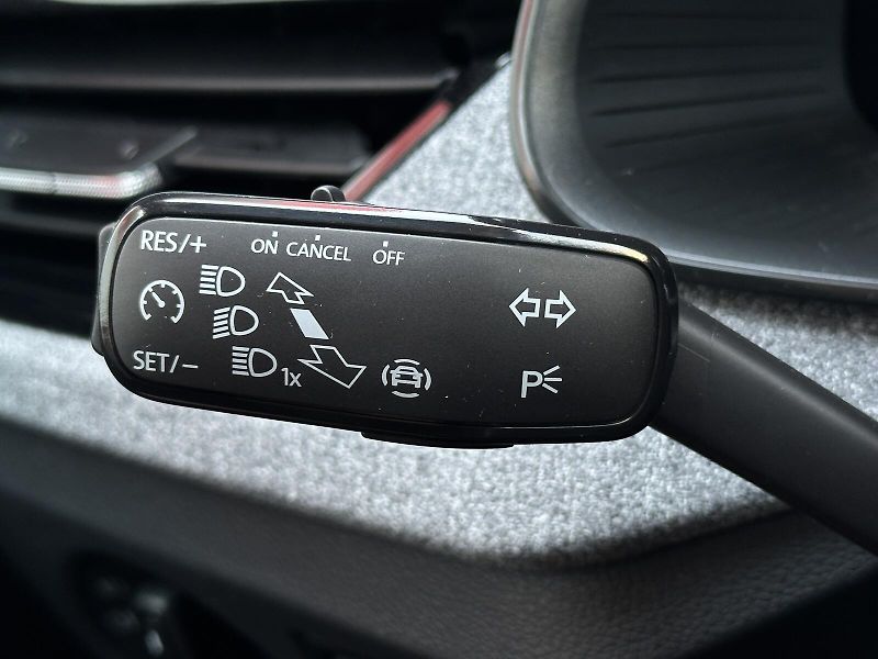 Škoda Kamiq 1.0TSi 116PS LED V.Cockpit 2Z. - fotka 10 z 30