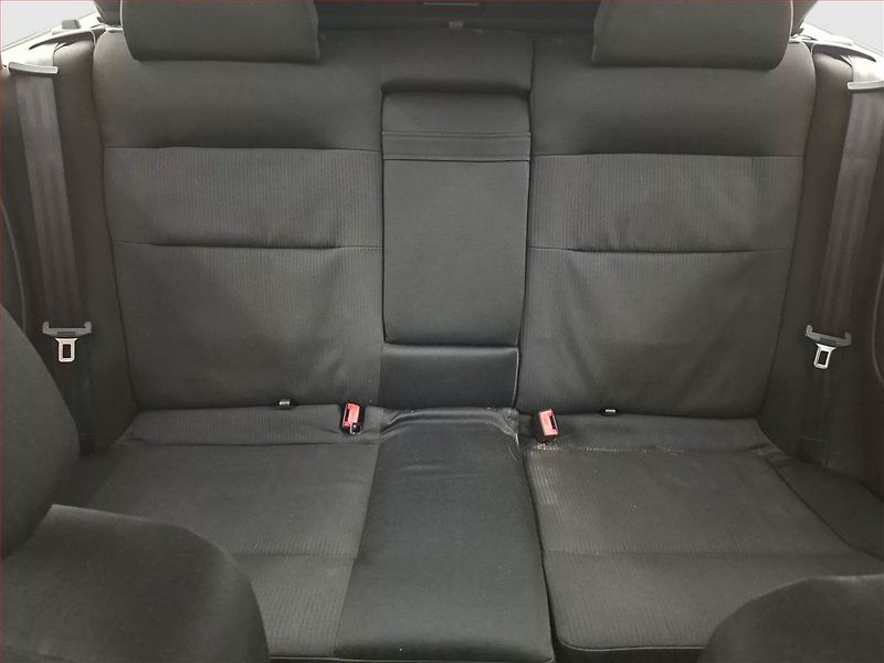 Volkswagen Passat (2001) 1.9 TDI, nová STK - fotka 10 z 13