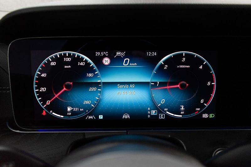 Mercedes-Benz Třídy E E 220d AMG*4MATIC*TAŽNÉ*ACC*ČR - fotka 22 z 52