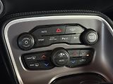 Dodge Challenger 5,7 L V8 HEMI - náhled 18