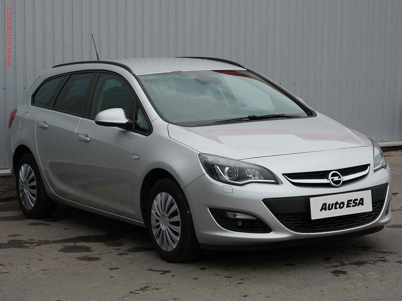 Opel Astra (2014) 1.4 T, AC, TZ, bixen - fotografie inzerátu