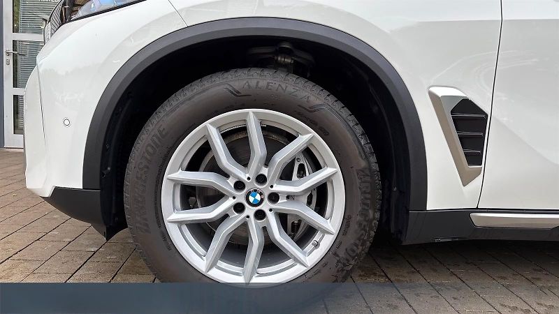 BMW X5 (2025) 30d VZDUCH 2VR SoftClose Tažné - fotka 10 z 11