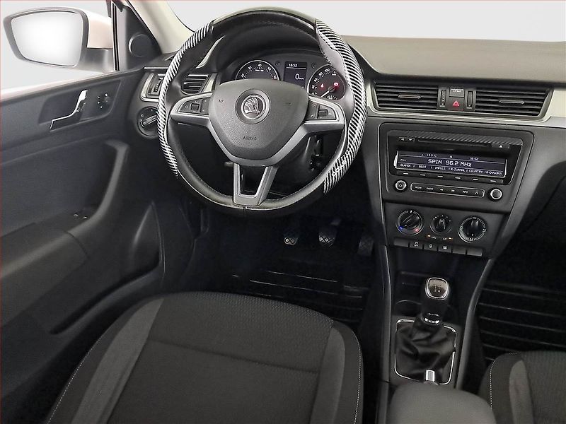 Škoda Rapid (2014) 1.2 TSI, Tempomat - fotka 7 z 17