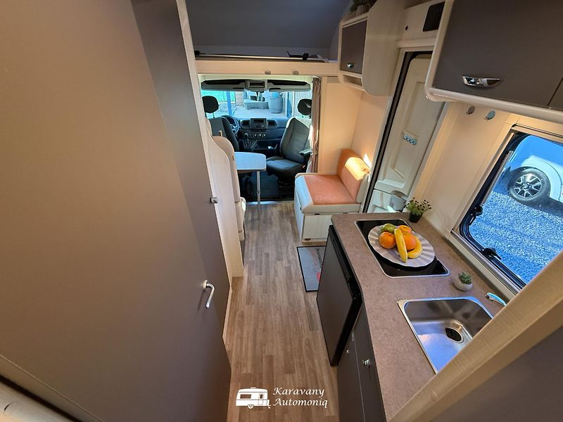 Ahorn Ostatní (2022) Renault Camp A 690 Markíza - fotka 11 z 32