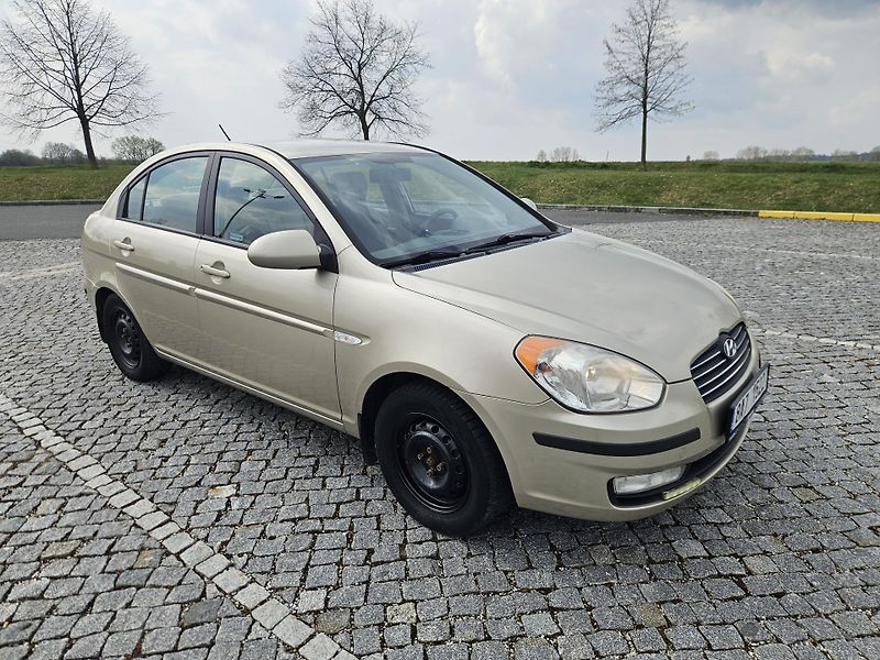 Hyundai Accent (2008) 1.5CRDI VELMI PĚKNÝ, SPLÁTKY  - fotka 4 z 24