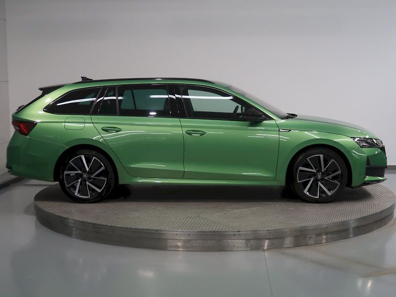 Škoda Octavia (2025) SPORTLINE 2.0TDI 110KW DSG MAT - fotka 8 z 39