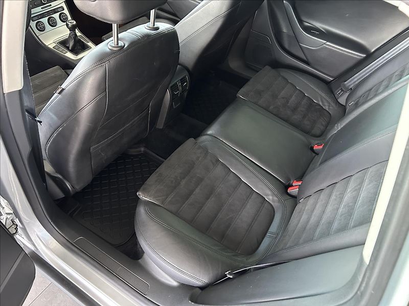 Volkswagen Passat 2,0   TDI 103kW,4MOTION,CR - fotka 22 z 25