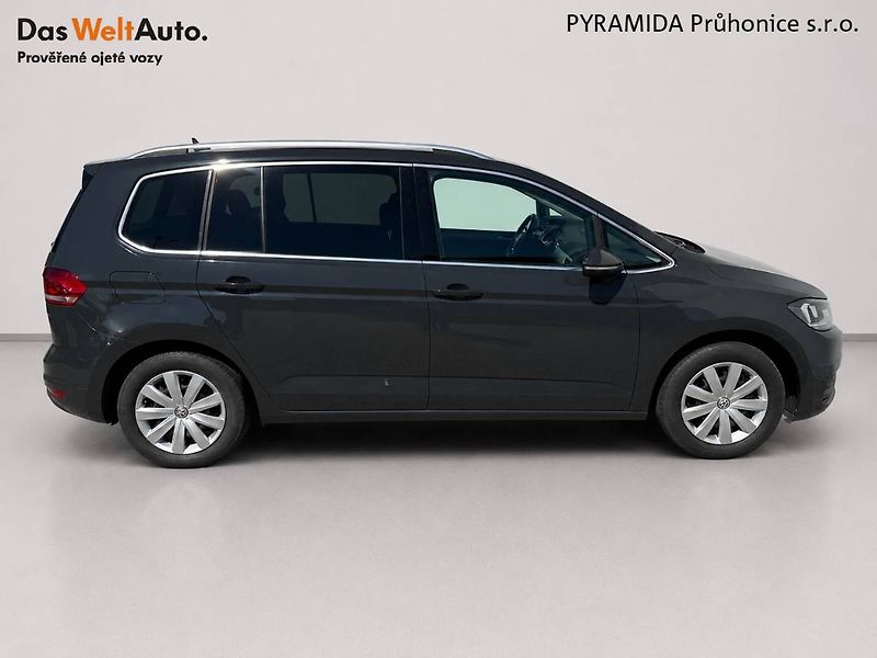 Volkswagen Touran (2021) 1.5 TSI 110 kW Comfortline 7DS - fotka 6 z 22