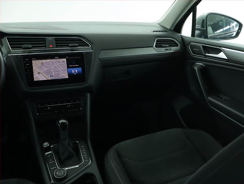 Volkswagen Tiguan Allspace (2022) 2.0 TDI - fotka 8 z 17