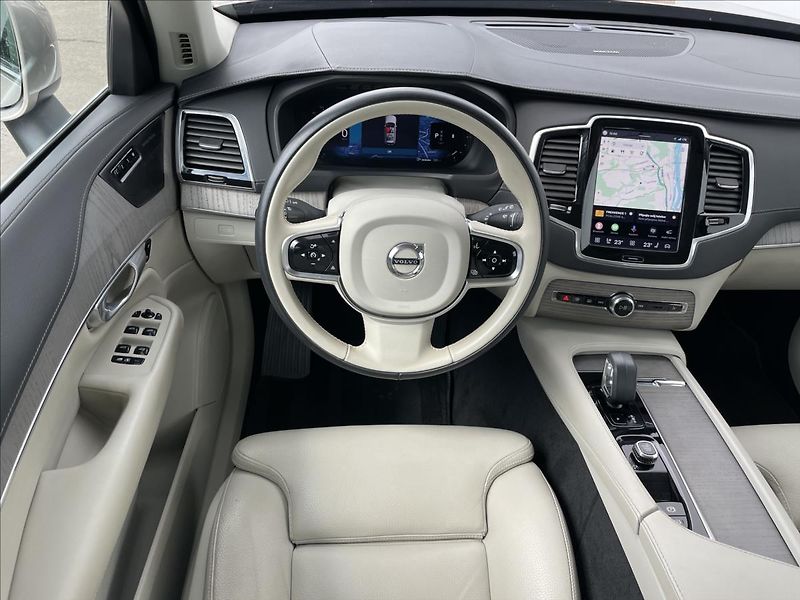 Volvo XC90 2,0 B5 AWD Plus Bright WEBA+TZ - fotka 7 z 25
