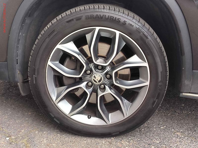 Škoda Kodiaq (2018) 2.0TDi 4x4, ČR, Scout, DSG - fotka 31 z 32