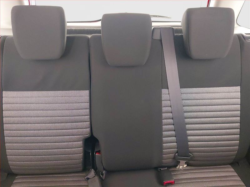 Suzuki SX4 (2010) 1.5 VVT - fotka 10 z 17