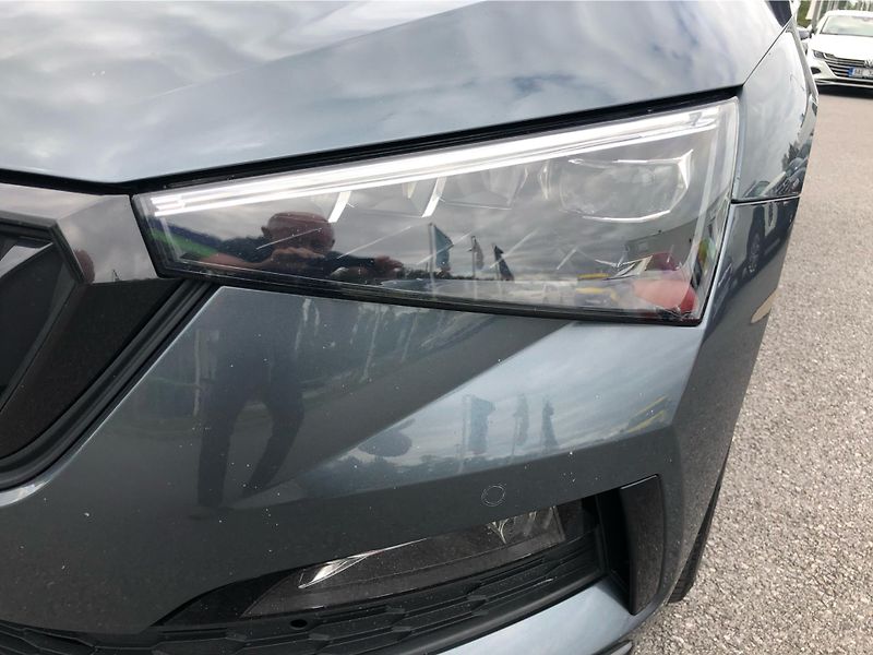 Škoda Scala Monte Carlo 1.5 TSI /110kW - fotka 25 z 30