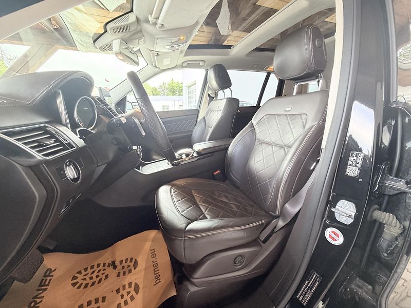 Mercedes-Benz GLS GL 400 4Matic - fotka 28 z 35