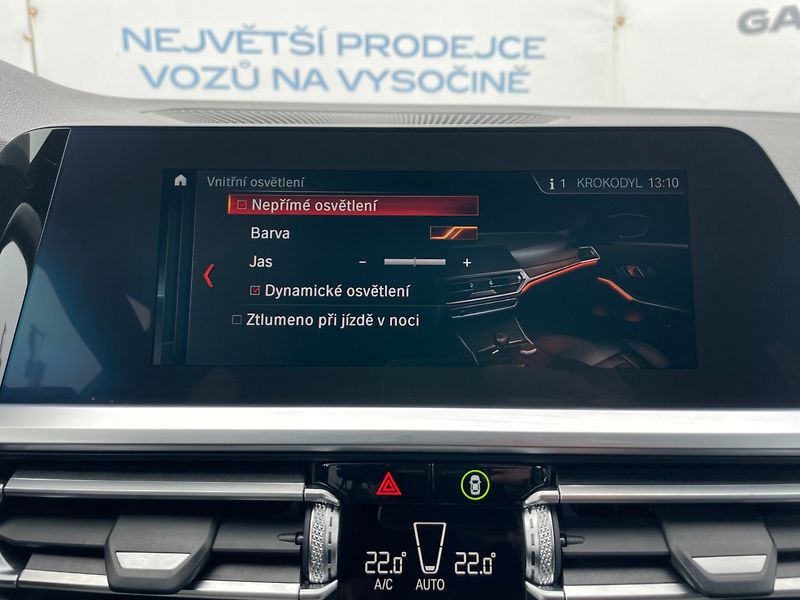 BMW Řada 3 (2020) Com. 318d 110kW Sport! - fotka 27 z 45