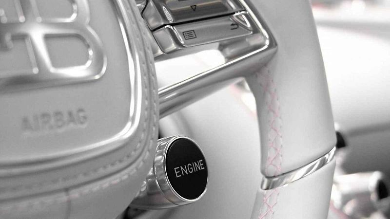 Bugatti Chiron Alice