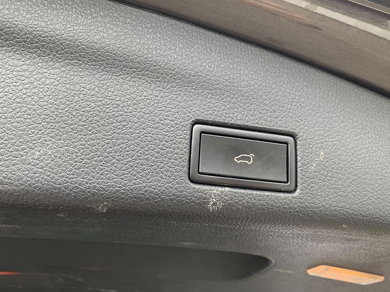 Seat Alhambra (2015) 2.0TDi, 103KW, EL.DVEŘE+KUFR - fotka 30 z 30