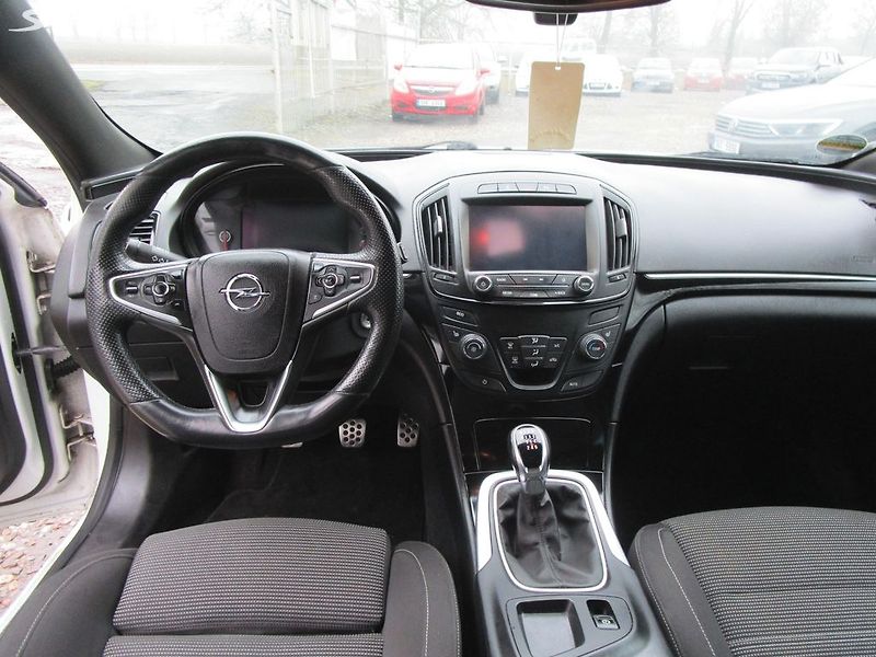 Opel Insignia 2,0D-120KW-NOVÁ STK+OLEJ - fotka 13 z 27