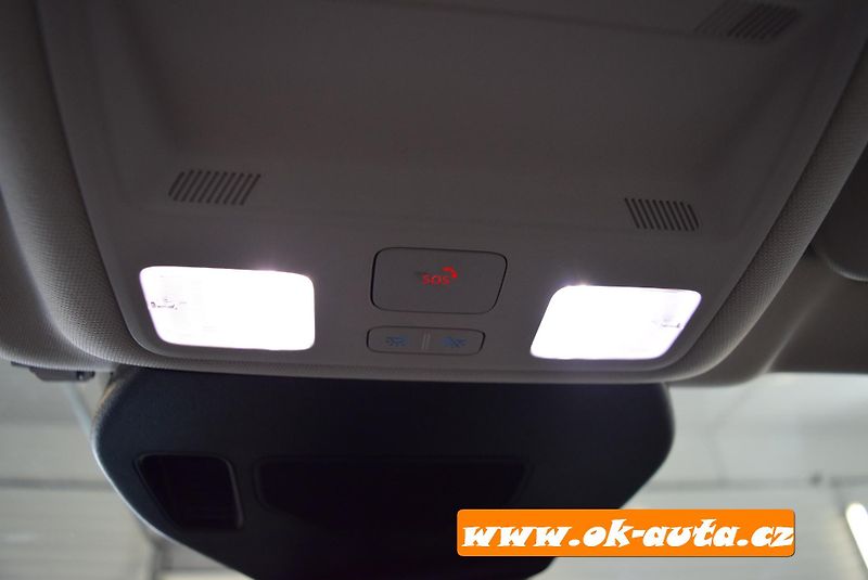 Ford Kuga 1.5 EBLUE TITANIUM 56 000 KM - fotka 50 z 57