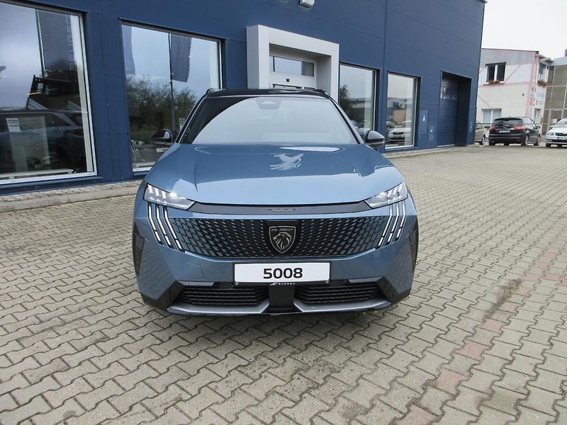 Peugeot 5008 GT Elektromotor 157 kW / 210 k - fotka 3 z 27