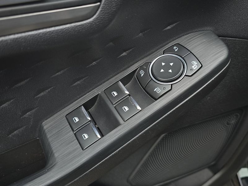 Ford Kuga (2020) Titanium 2.5 PHEV 165kW, Serv. - fotka 14 z 28
