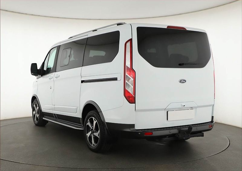 Ford Tourneo Custom (2022) 2.0 EcoBlue, DPH - fotka 4 z 20