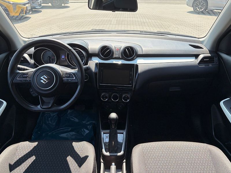 Suzuki Swift 1.2 16V AT 66kW - fotka 8 z 10
