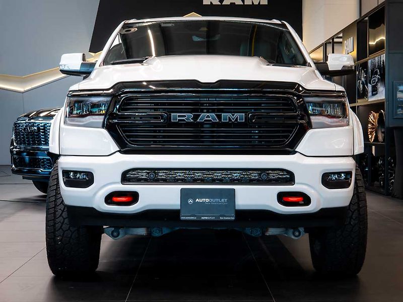 Dodge RAM (2024) 5.7 HEMI V8 Sport Lift edition - fotka 7 z 31