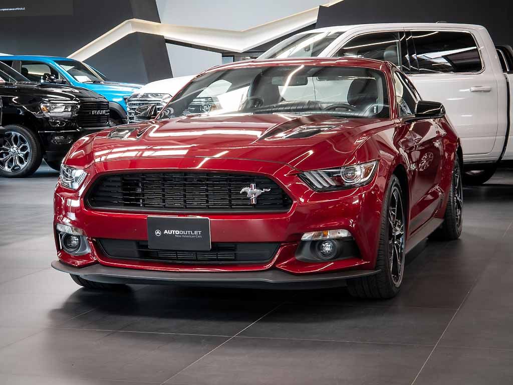 Ford Mustang 5.0 V8 GT California Special