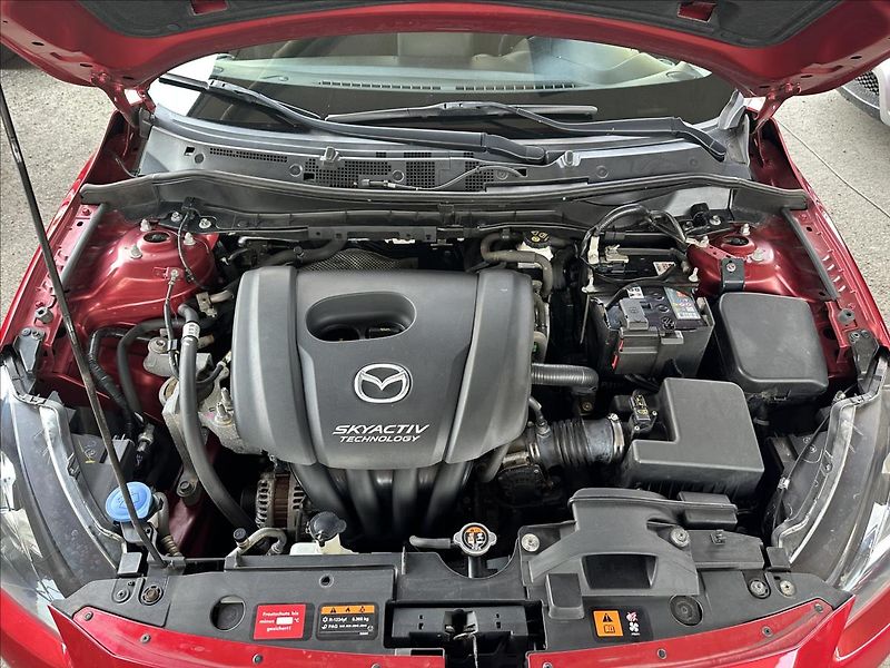 Mazda 2 1,5 - fotka 10 z 25