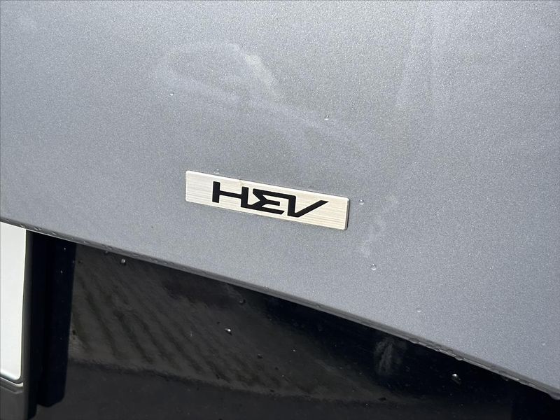 Kia Sportage 1,6 TGDi HEV AT TOP ADAPTIV - fotka 41 z 49