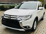 Mitsubishi Outlander 2.0i MANUÁL 1.MAJITEL SERVISKA - náhled 3