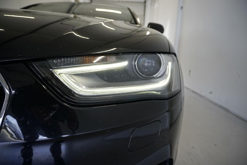 Audi A4 (2013) 2.0 TFSI 165kW QUATTRO STRONIC - fotka 29 z 34