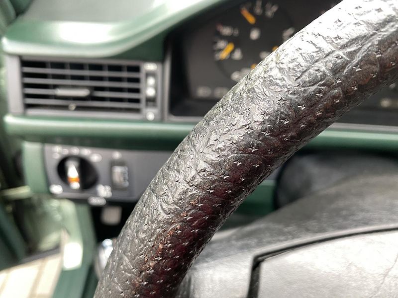 Mercedes-Benz 124 2.0i - 1xMaj - 40 000km - TOP - fotka 20 z 54