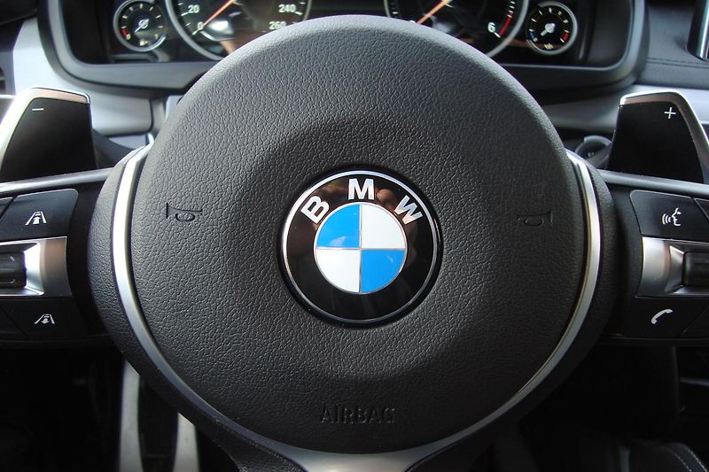 BMW X6 (2015) Xdrive,3.0d,M-Paket,ČR,1.Maj. - fotka 78 z 94