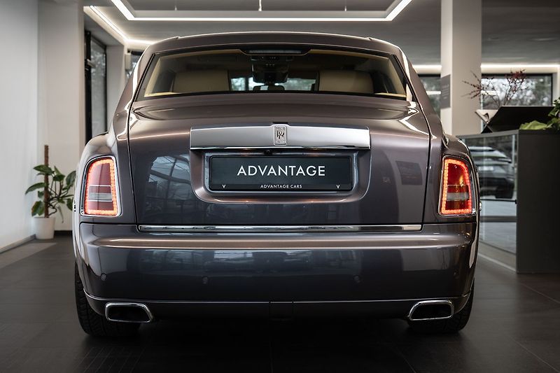 Rolls-Royce Phantom 360/Vyhřívaná sedadla - fotka 3 z 29