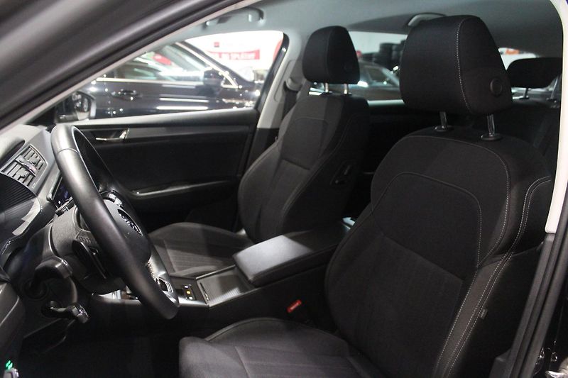 Škoda Superb (2023) 110kW,Tažné,Nez. topení,Matrix - fotka 10 z 30