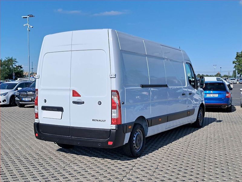 Renault Master (2024) 2.3 dCi 135, L3H2, 12m3, 1.0t - fotka 5 z 12