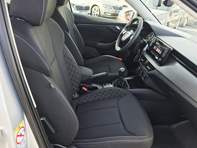 Škoda Scala 1.0TSI 70KW AMBI SmartLink ČR! - fotka 20 z 36