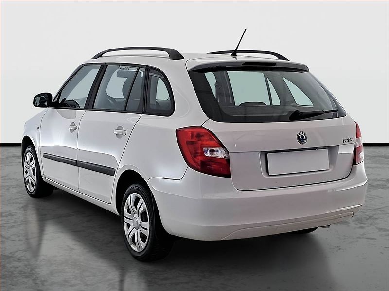 Škoda Fabia (2011) 1.2 TSI, nová STK, udržované - fotka 4 z 14