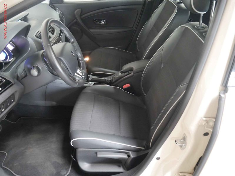 Renault Fluence (2013) 1.6 16V, 2.maj,ČR, AC, temp - fotka 9 z 20
