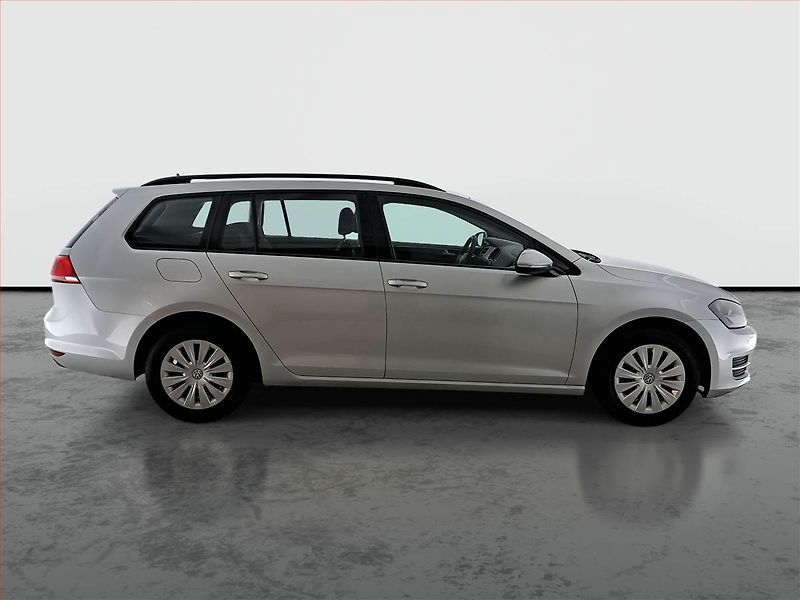 Volkswagen Golf (2015) 1.6 TDI, Serv.kniha, Navi - fotka 6 z 16